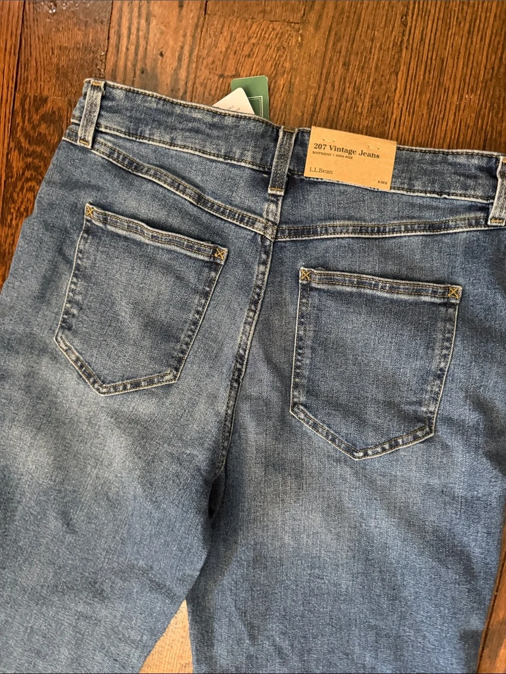 NWT L.L. Bean 207 vintage boyfriend High-Rise Medium Blue Women's Jeans size 8
